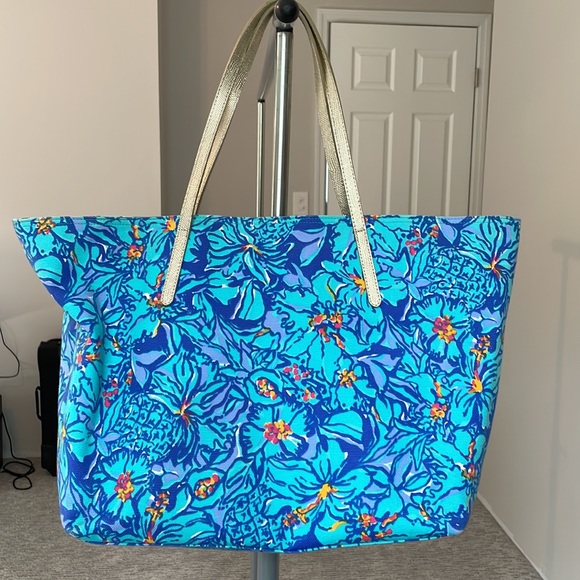 Lilly Pulitzer Tote Bag - Picture 3 of 5